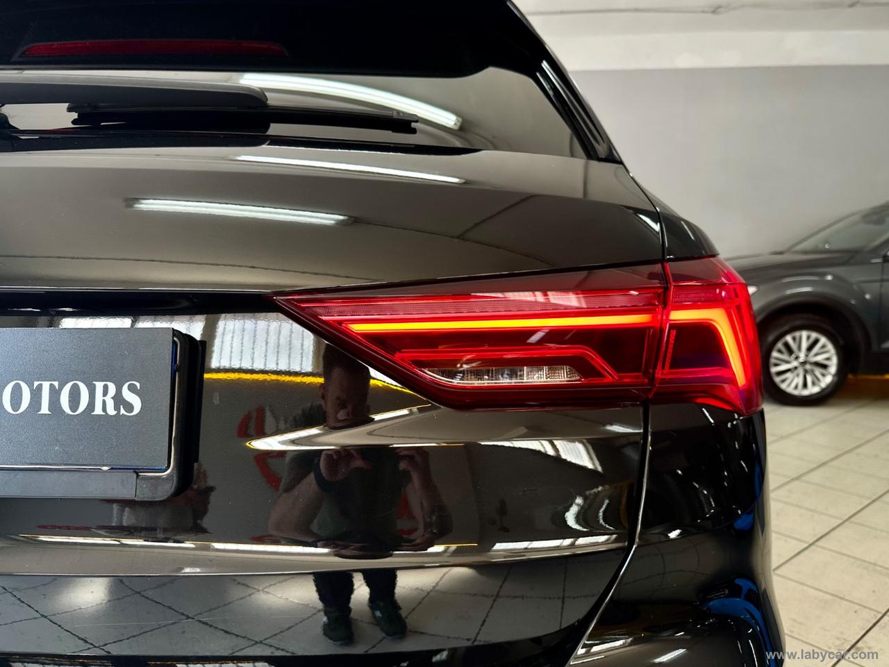 AUDI Q3 35 TDI S tronic S line edition