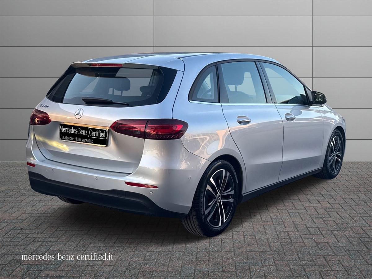 Mercedes-Benz B 180 d Advanced auto
