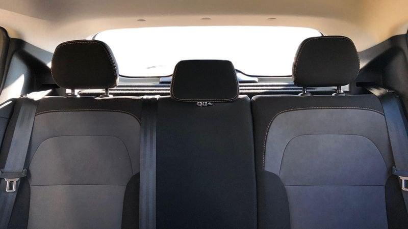 Dacia Sandero Stepway 1.0 tce Extreme Eco-g 100cv Stepway 1.0 tce Expression Eco-g 100cv