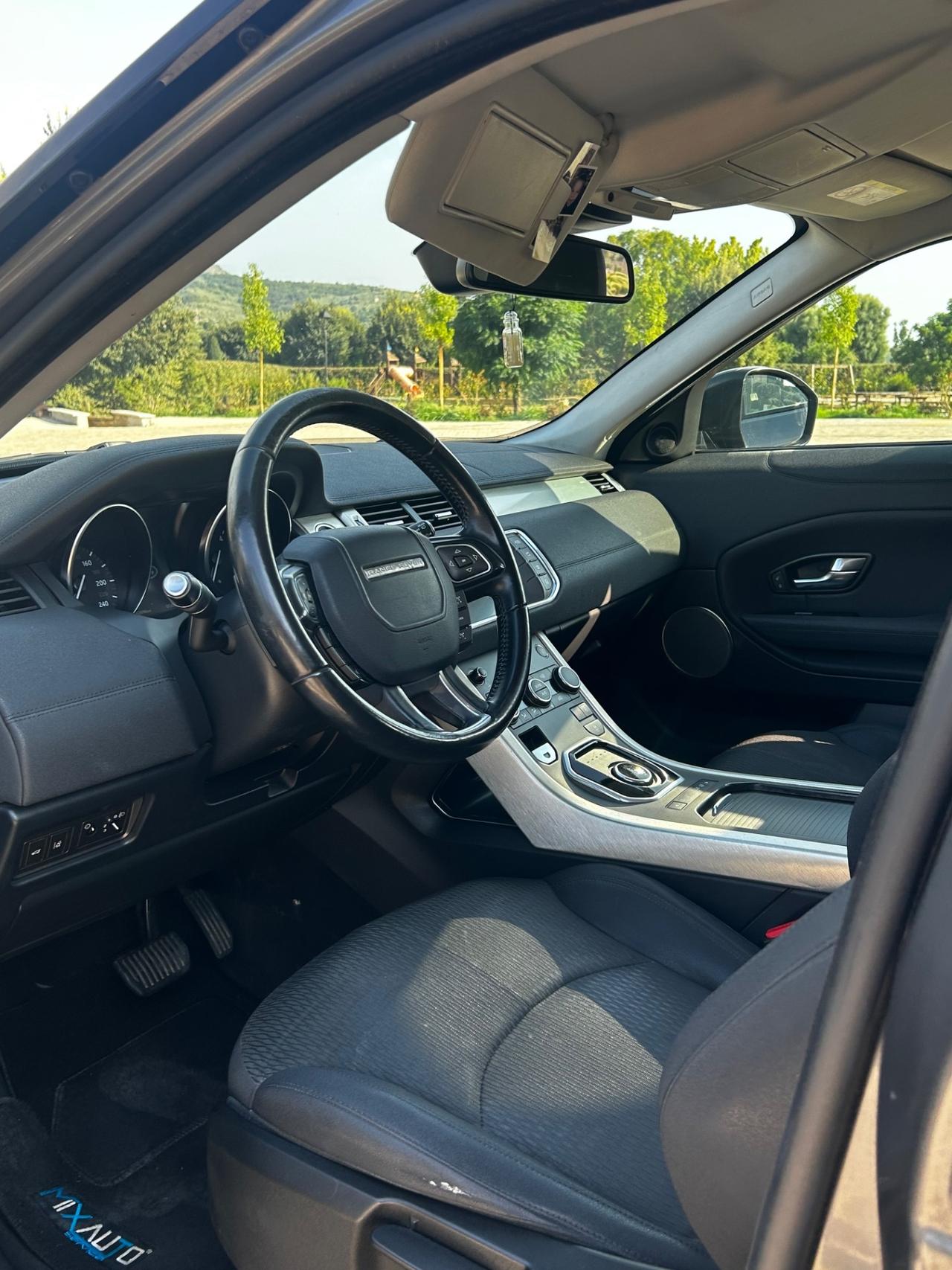 Land Rover Range Evoque 2.0 TD4 150 CV 5p. Business Edition Pure