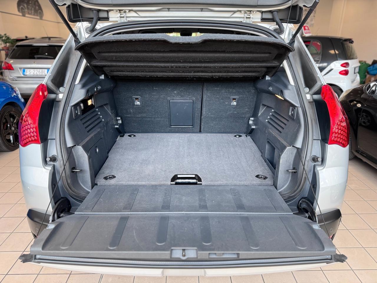 Peugeot 3008 1.6 HDi 112CV Tecno