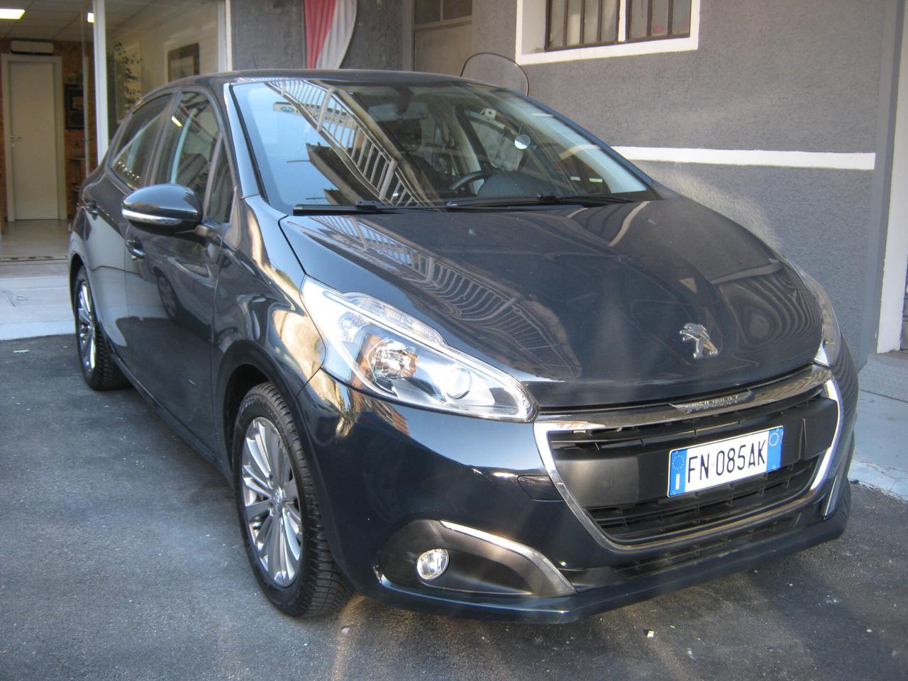 Peugeot 208 1.2 53000 KM AUTOEMILIA