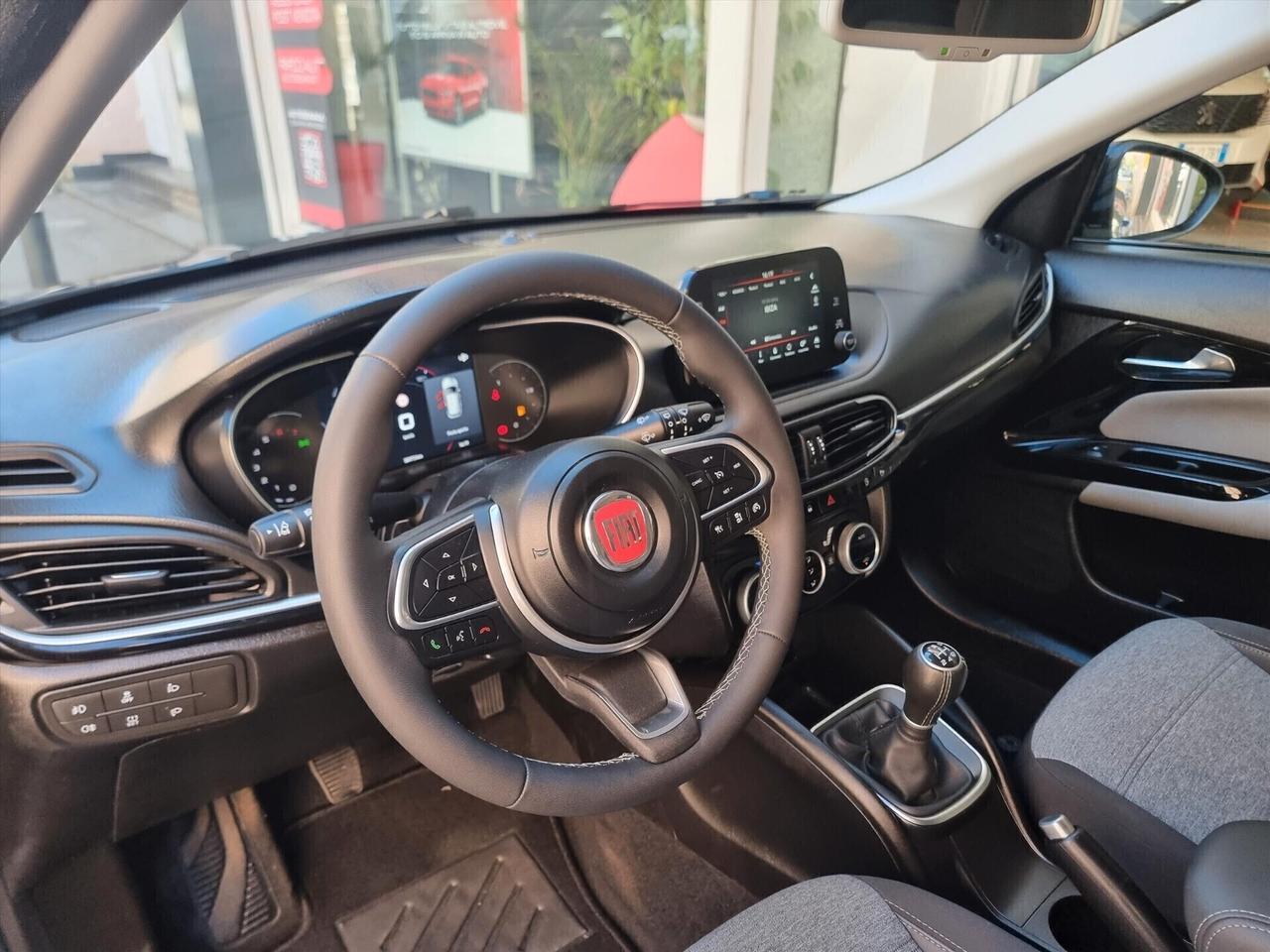 Fiat Tipo 1.0 5 porte Cross