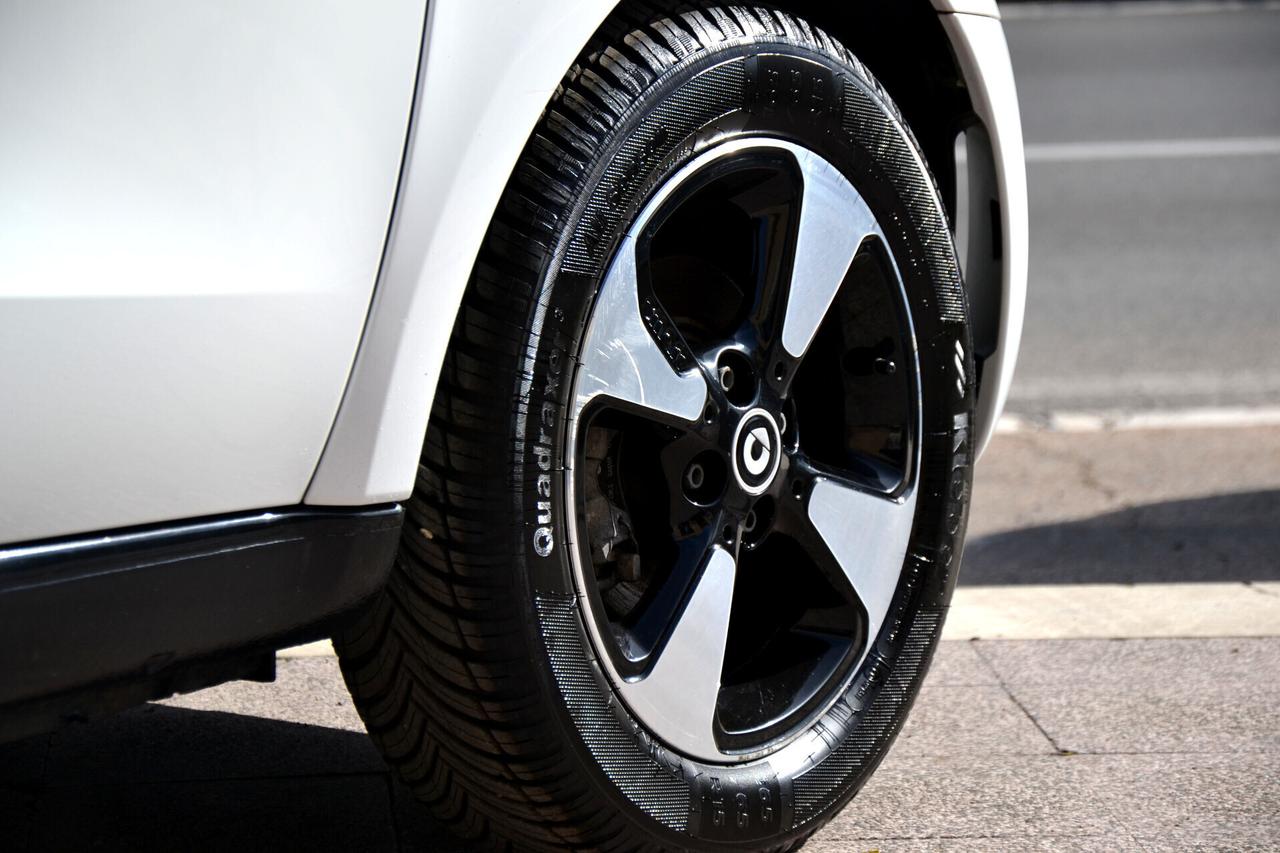 Smart ForTwo EQ PASSION **CARICA RAPIDA**PREZZO REALE*UNIPRO'**