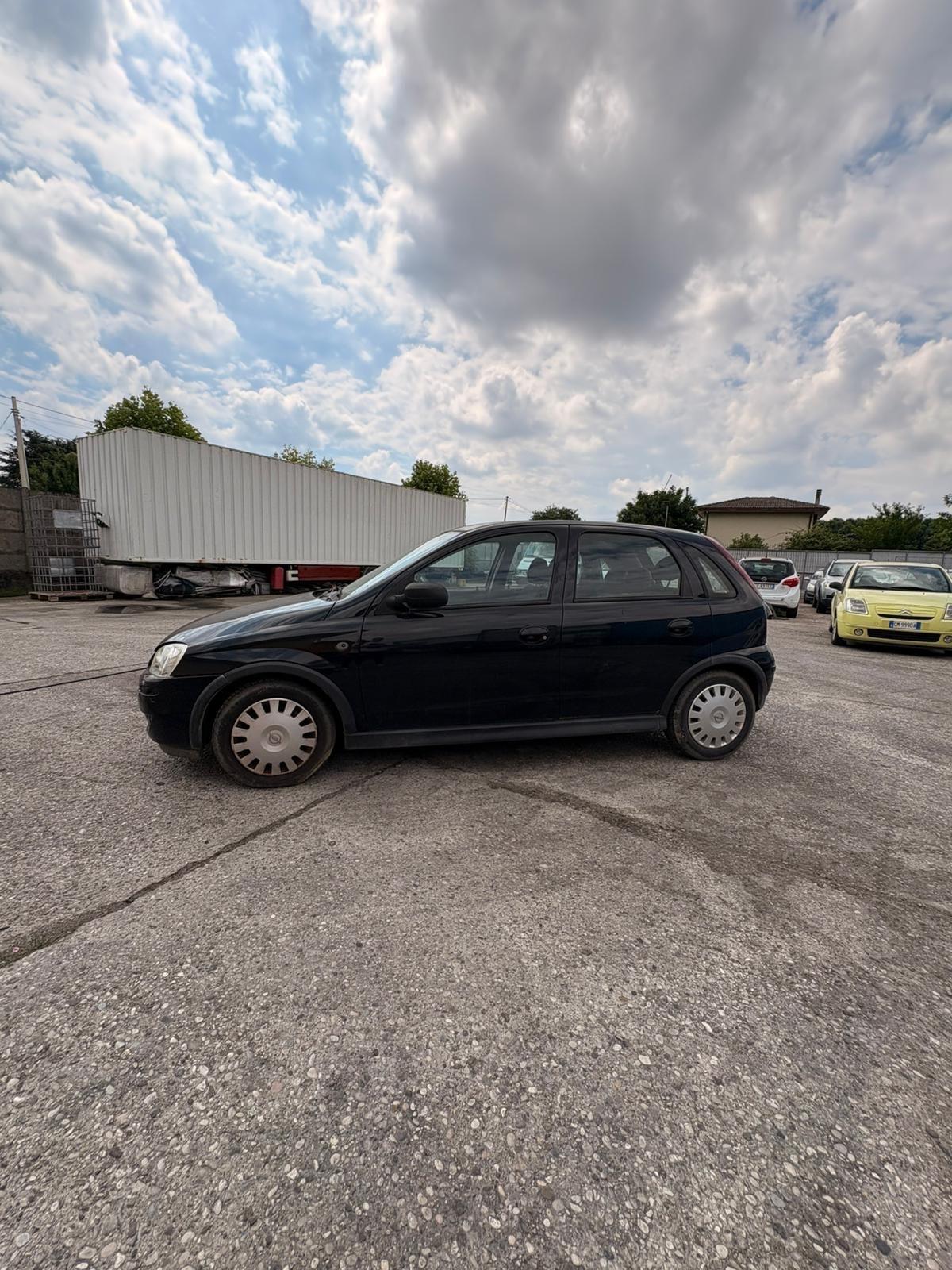 Opel Corsa 1.2i 16V cat 5 porte Cosmo