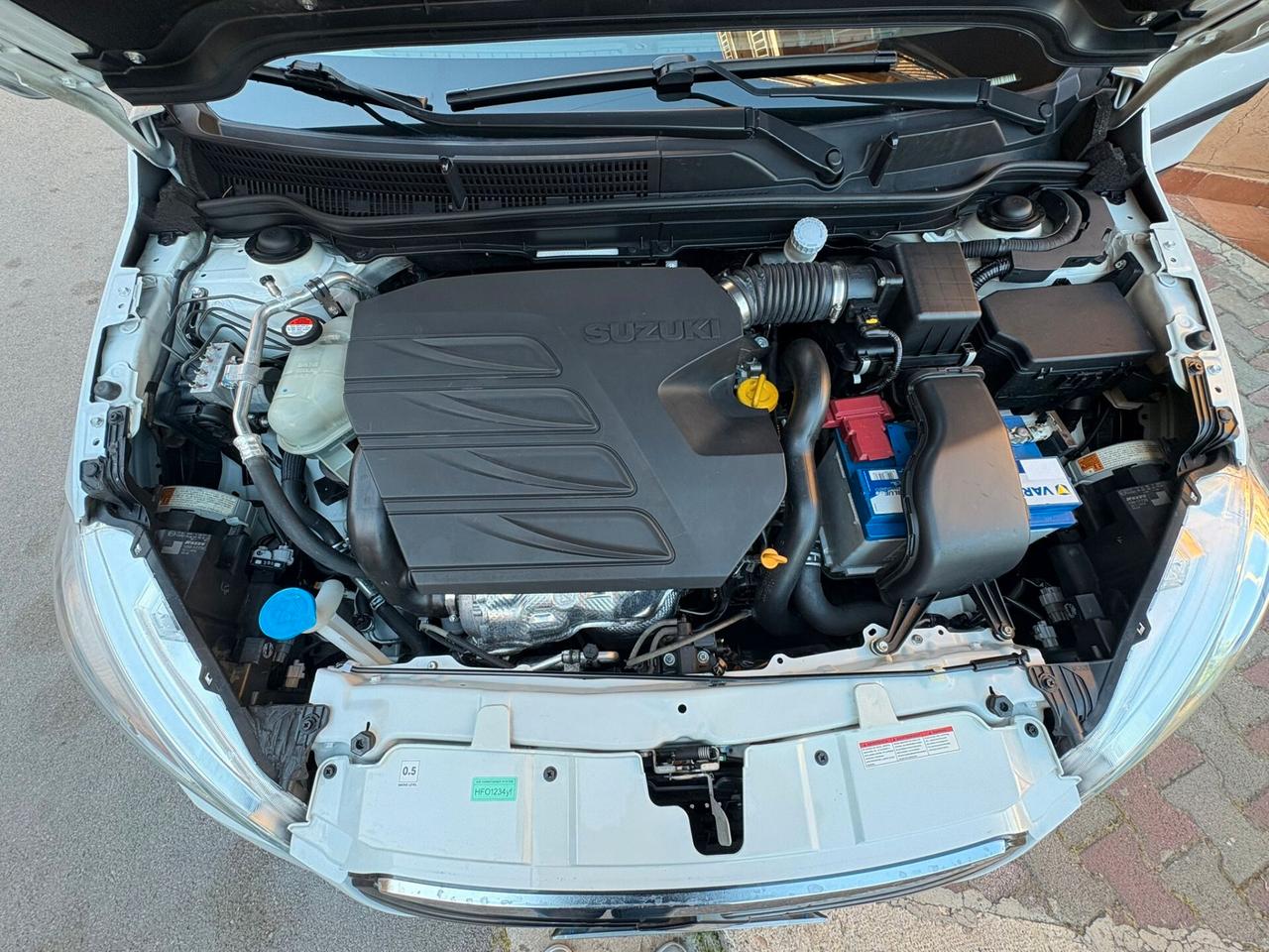 Suzuki S-Cross 1.6 DDiS 4WD All Grip Top + TETTO