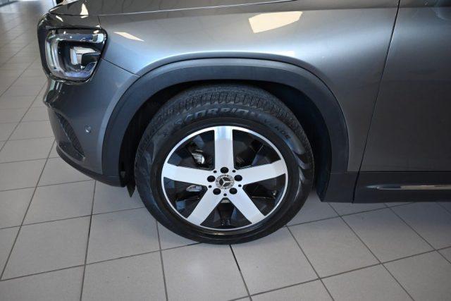 MERCEDES-BENZ GLB 200 AUTOMATIC SPORT 163CV NAVI LED 18"CAM GANCIO FULL!