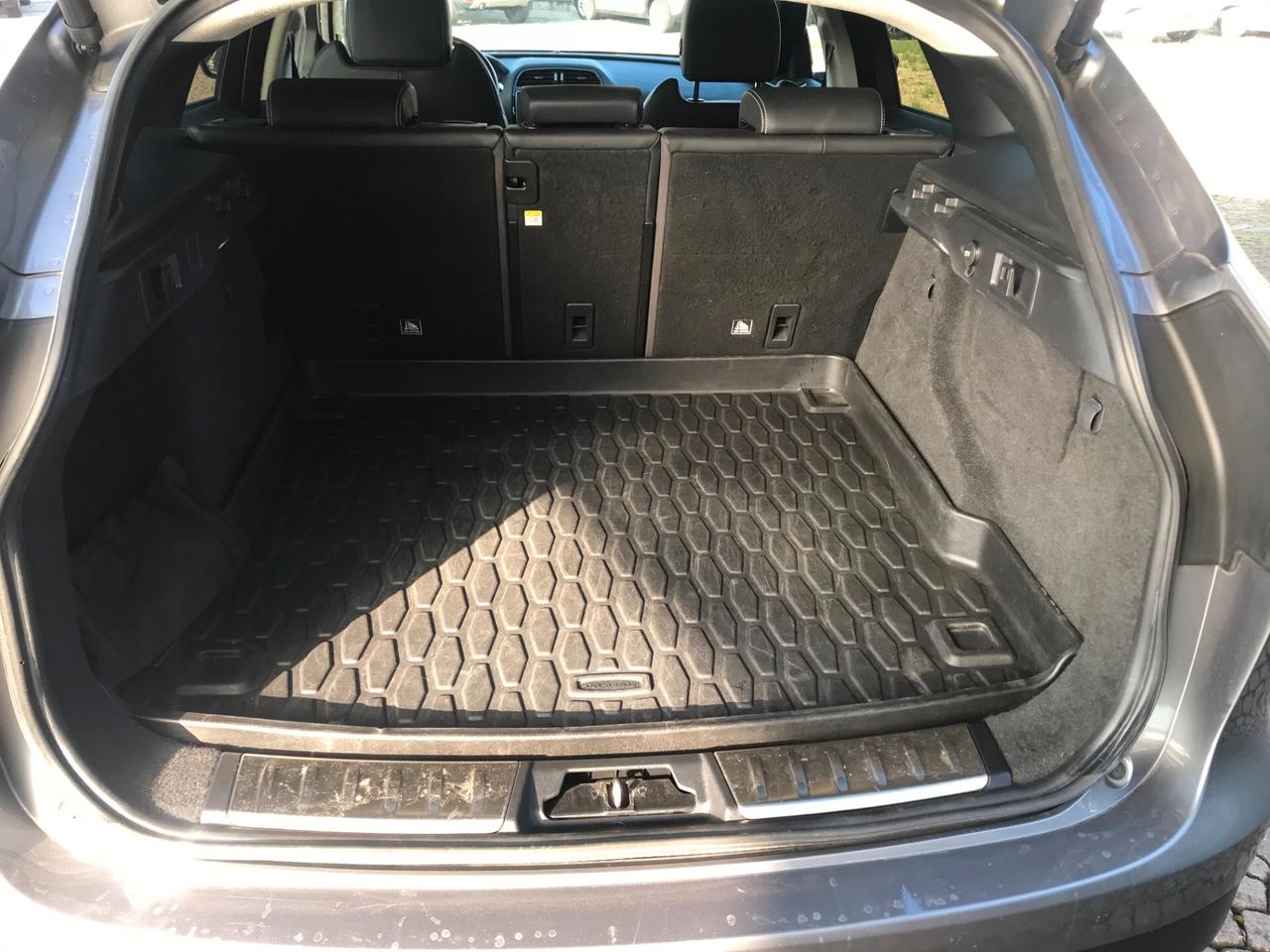 Jaguar F-Pace 2.0 D 240 CV AWD aut. Prestige