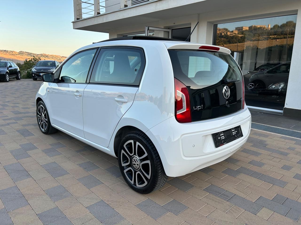 Volkswagen up! 1.0 5p. eco move BlueMotion Technology