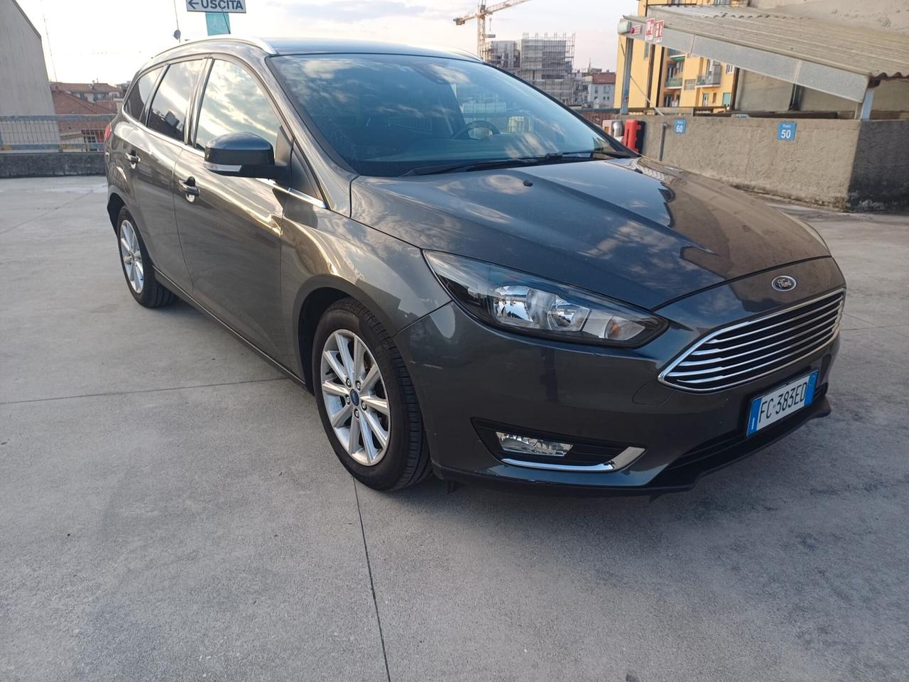 Ford Focus 1.5 TDCi 120 E6 TITANIUM