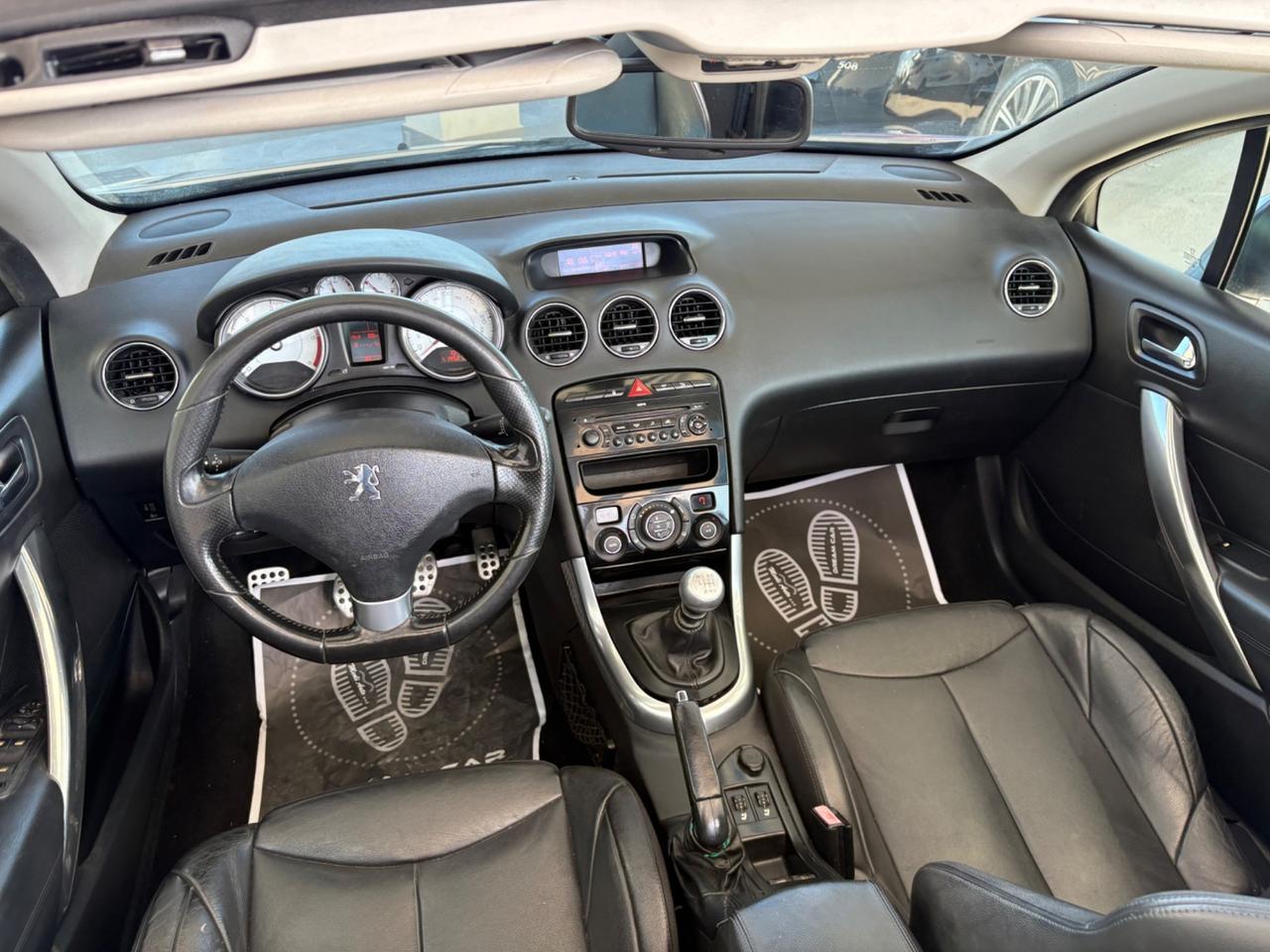 Peugeot 308 2.0 HDi 140CV CC Féline STUPENDA