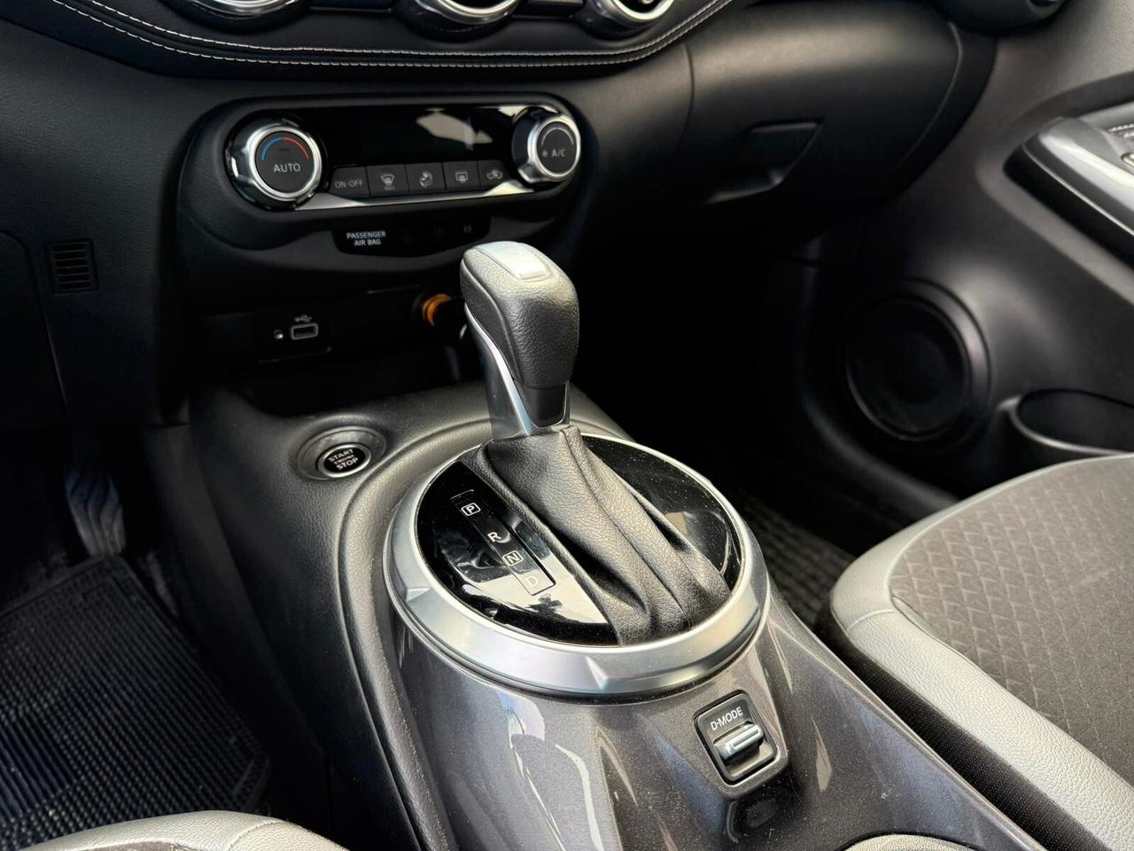 Nissan Juke 1.0 DIG-T 114 CV N-Connecta