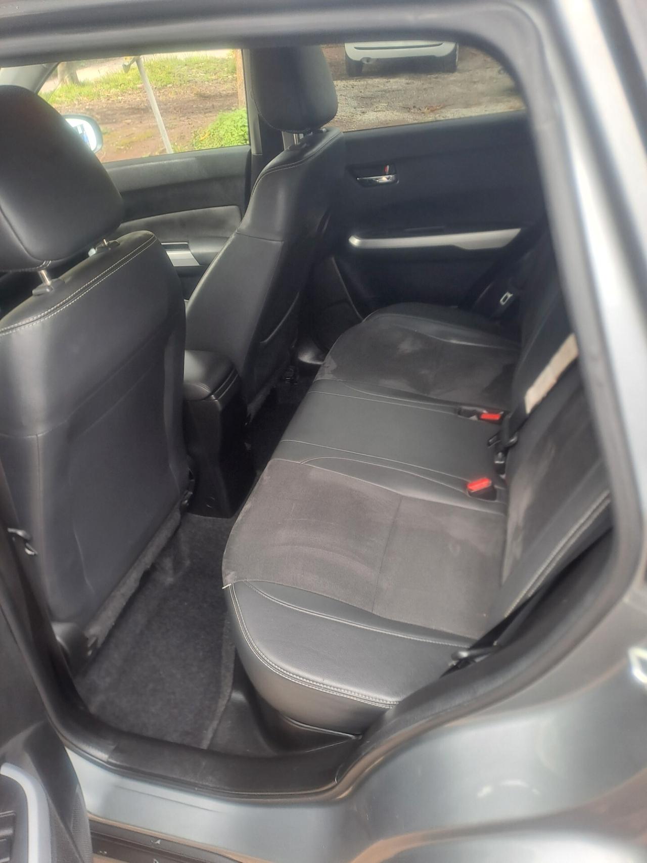 Suzuki Vitara 1.6 DDiS 4WD AllGrip DCT V-Top