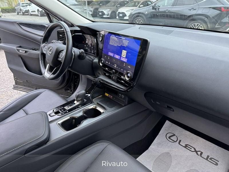 Lexus NX Hybrid Premium+ 4WD