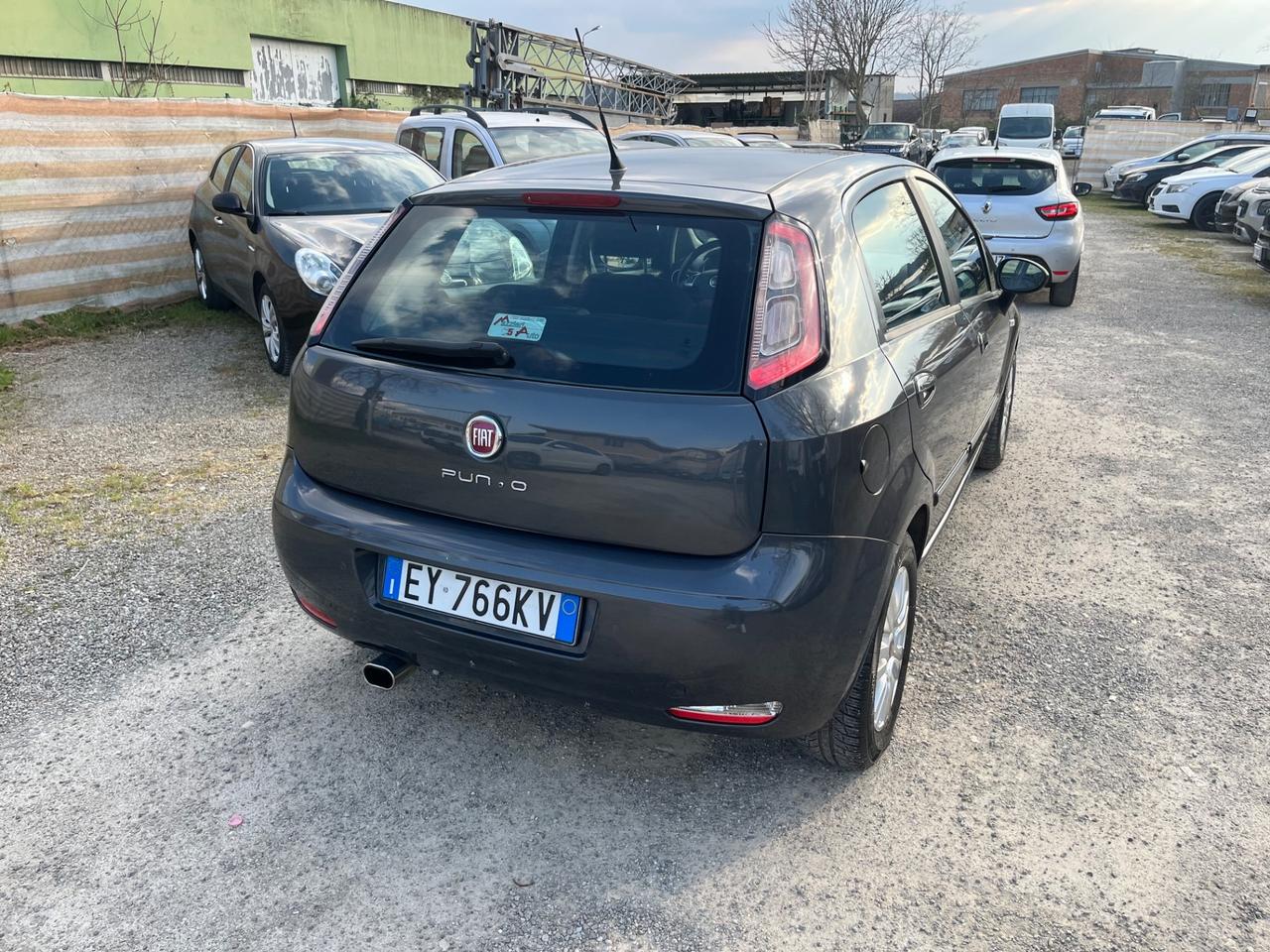 Fiat Punto 1.2 8V 5 porte Lounge 2015 123.000 km