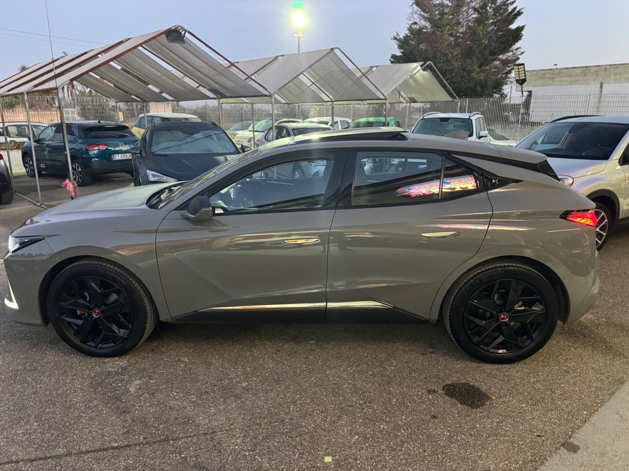 DS4 BlueHDi 130 aut. Performance Line+ Tetto Led a