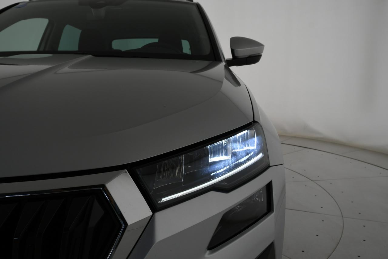 SKODA Karoq 2.0 tdi evo Executive 115cv dsg NEOPATENTATI+CAMERA+ACC