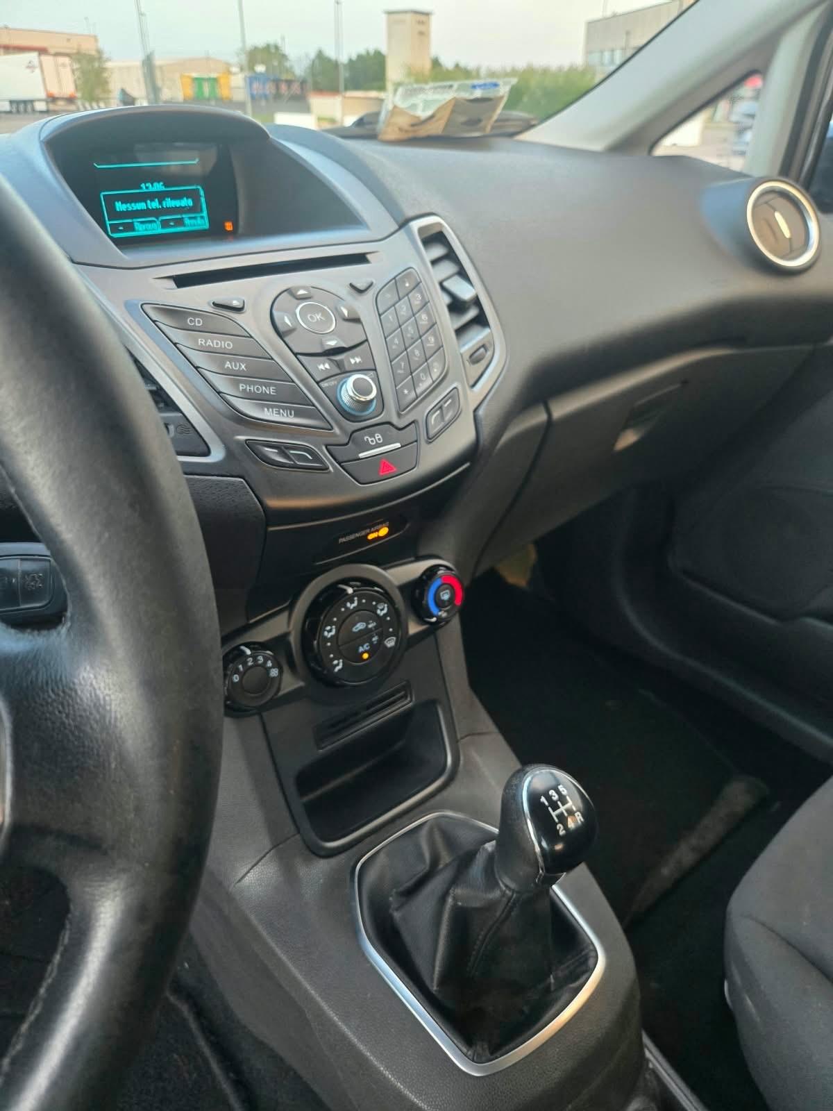Ford Fiesta 1.0 80CV 5 porte Business