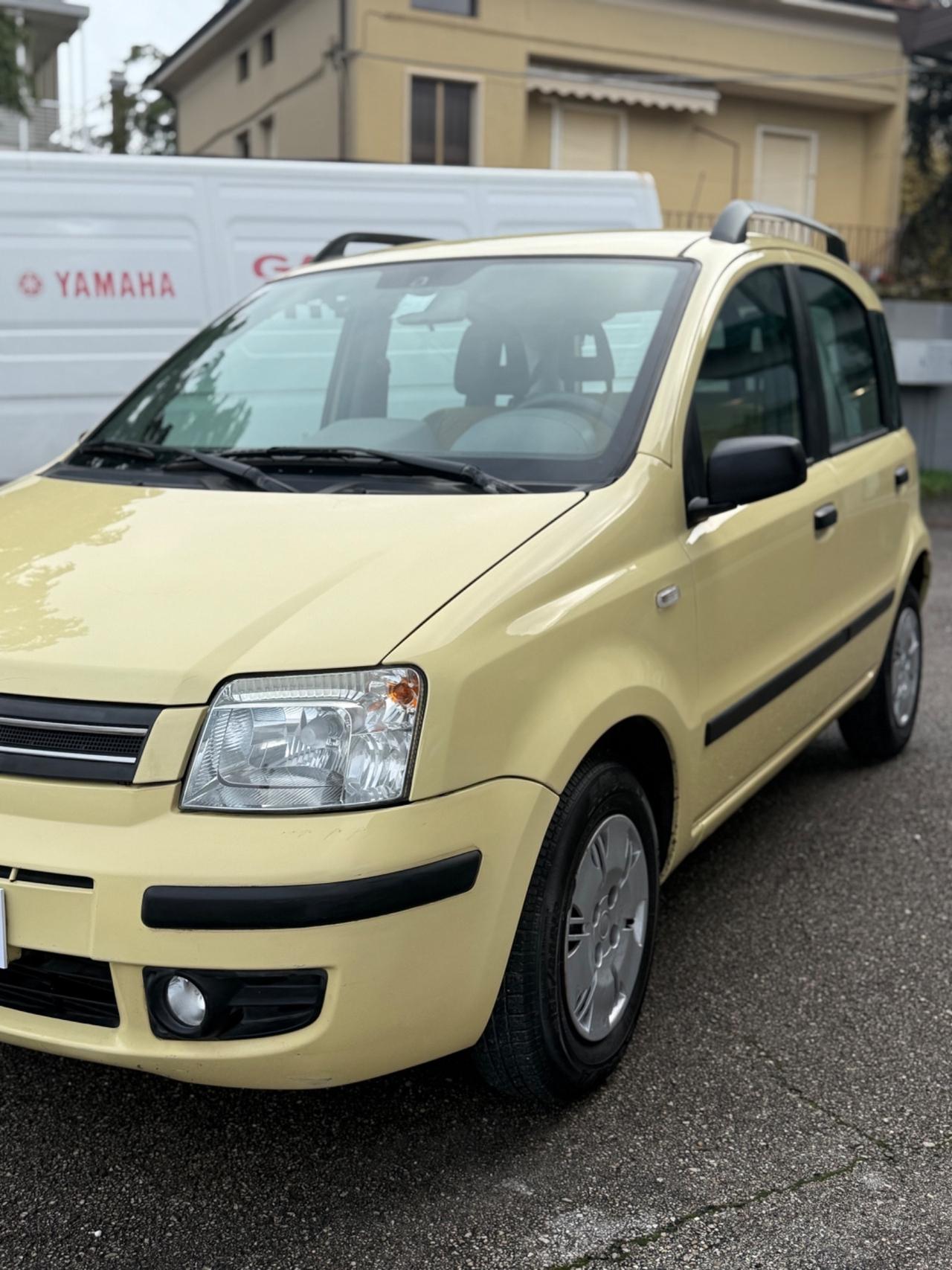 FIAT Panda 1.2 Alessi • 2005 • 65.000 km • Frizione nuova • Tagliando fatto+Cinghia ok.