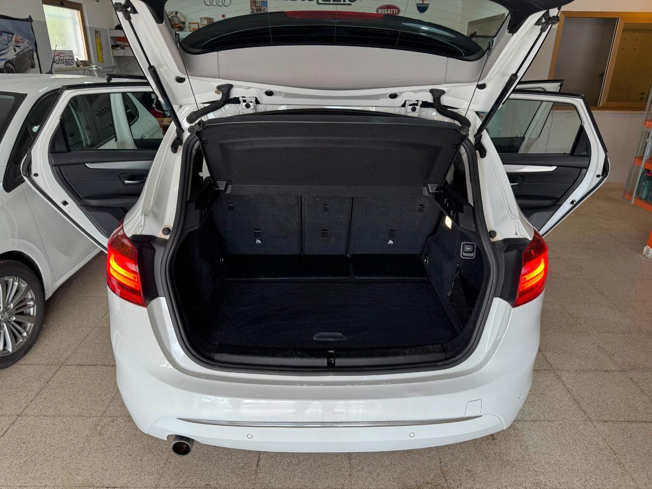 Bmw 2er Active Tourer 218d Active Tourer Luxury TETTO-PELLE-XENON