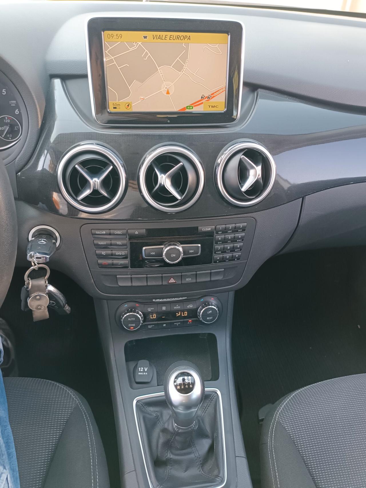 Mercedes-benz B 180 CDI Premium solo 72.000km!