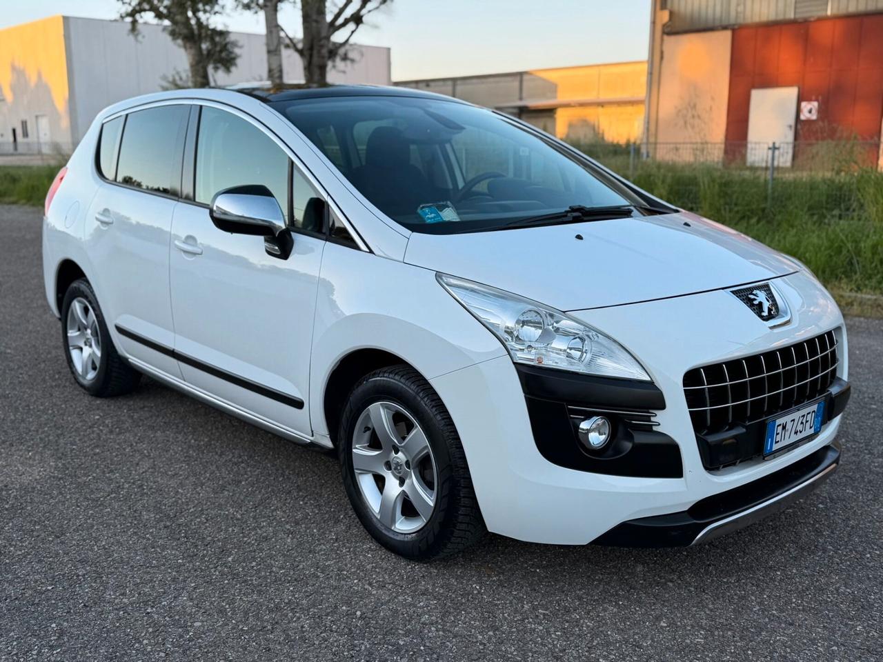 Peugeot 3008 1.6 HDi 115CV Business