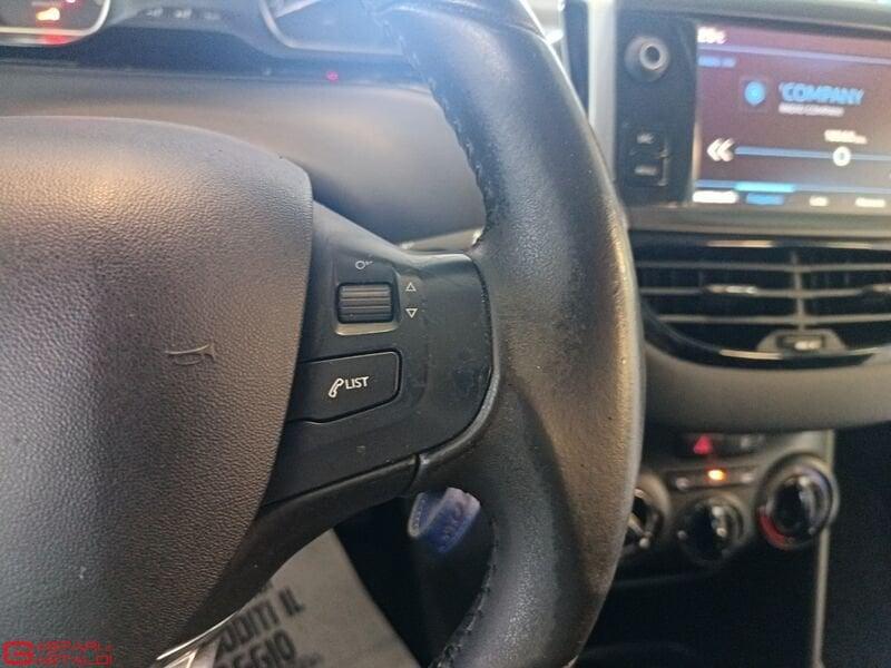 Peugeot 208 ALLURE PureTech 82cv GPL