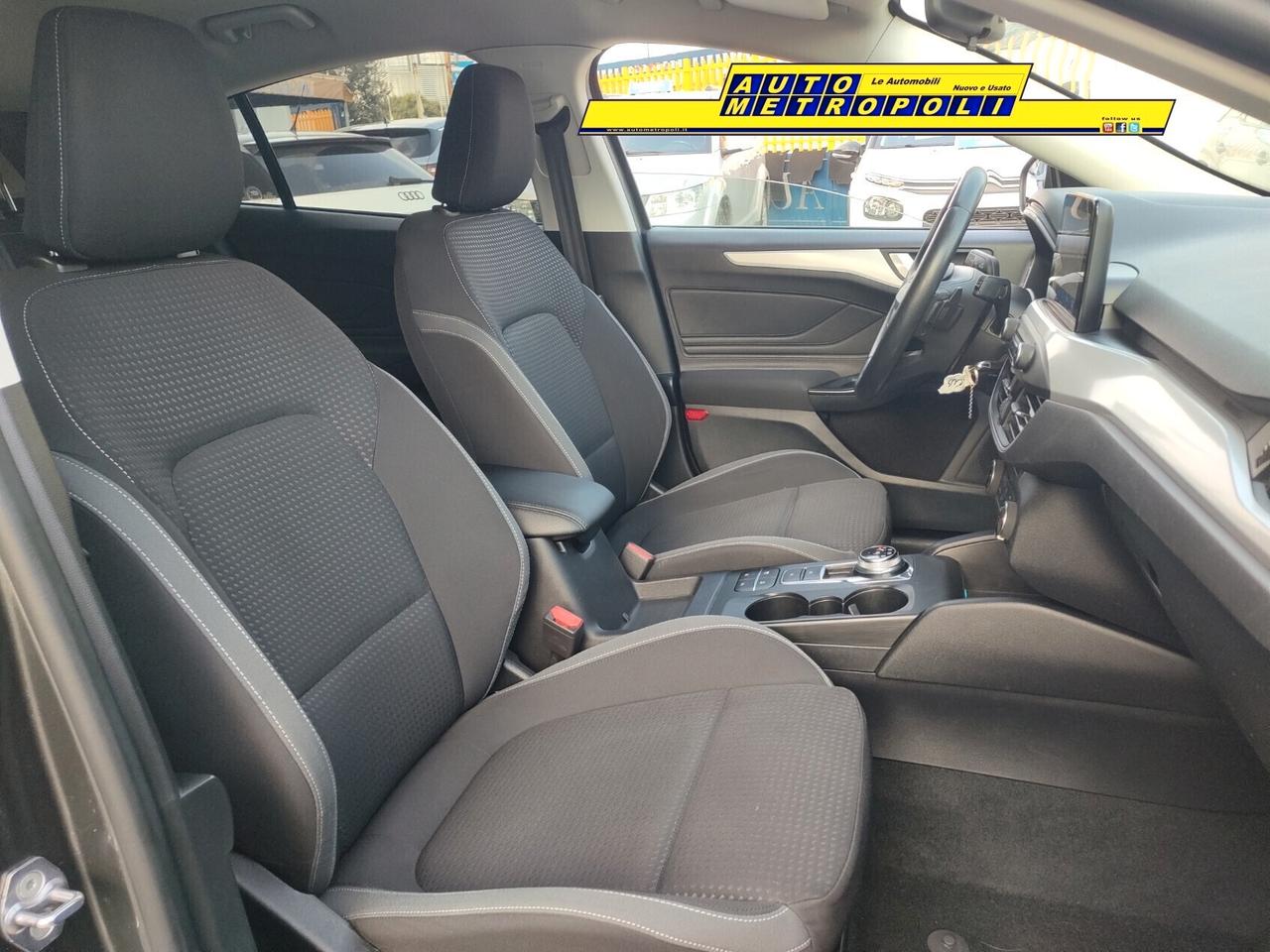 Ford Focus 1.5 120cv TDCi Powershift Business (Automatica)