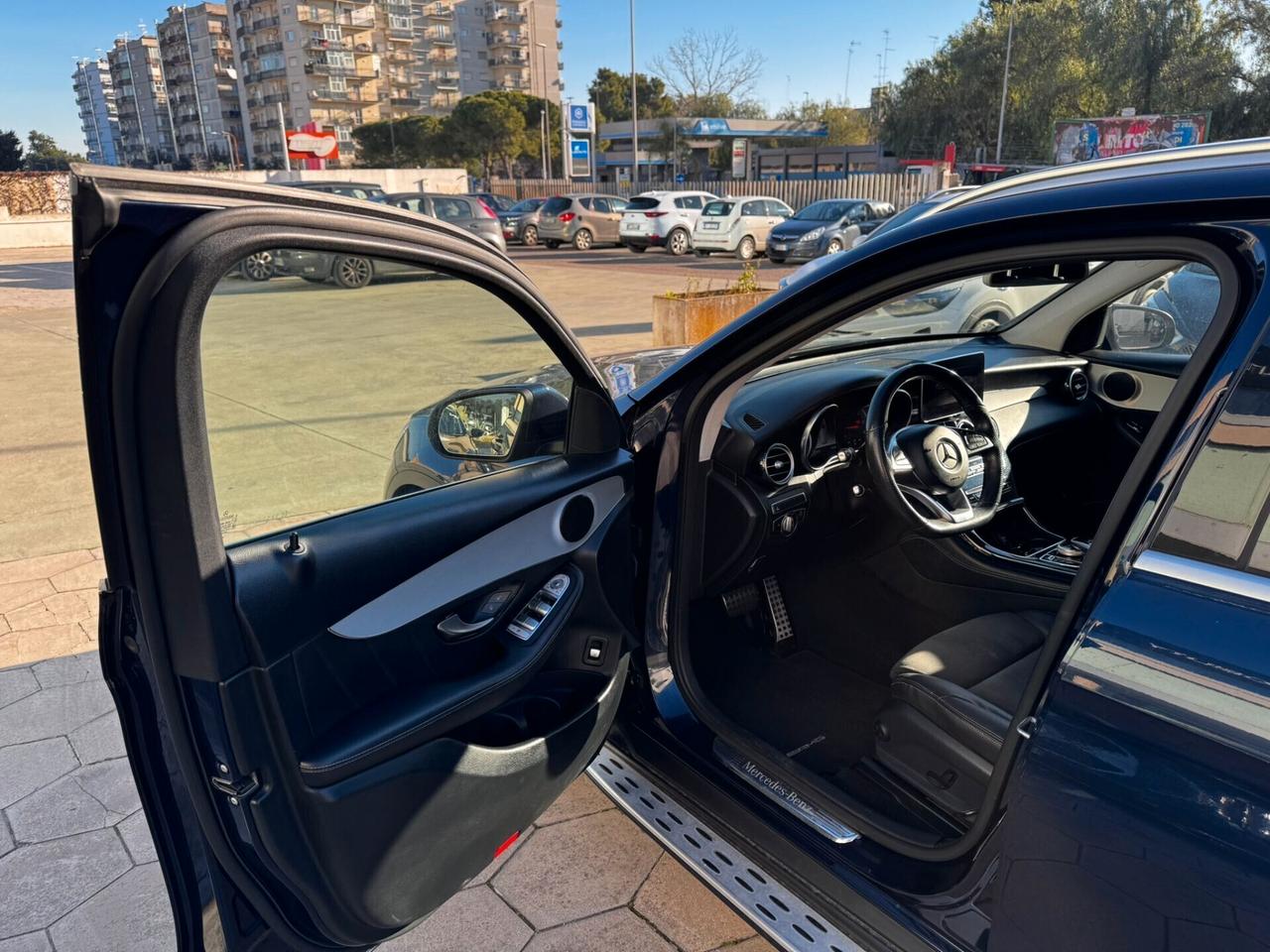 MERCEDES GLC 250 D 4MATIC AMG 204CV AUTOMATICO