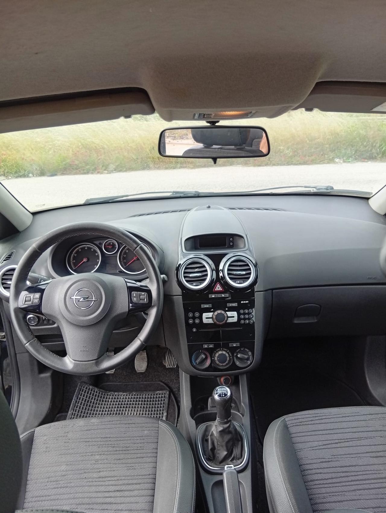 Opel Corsa 1.2 5 porte Edition