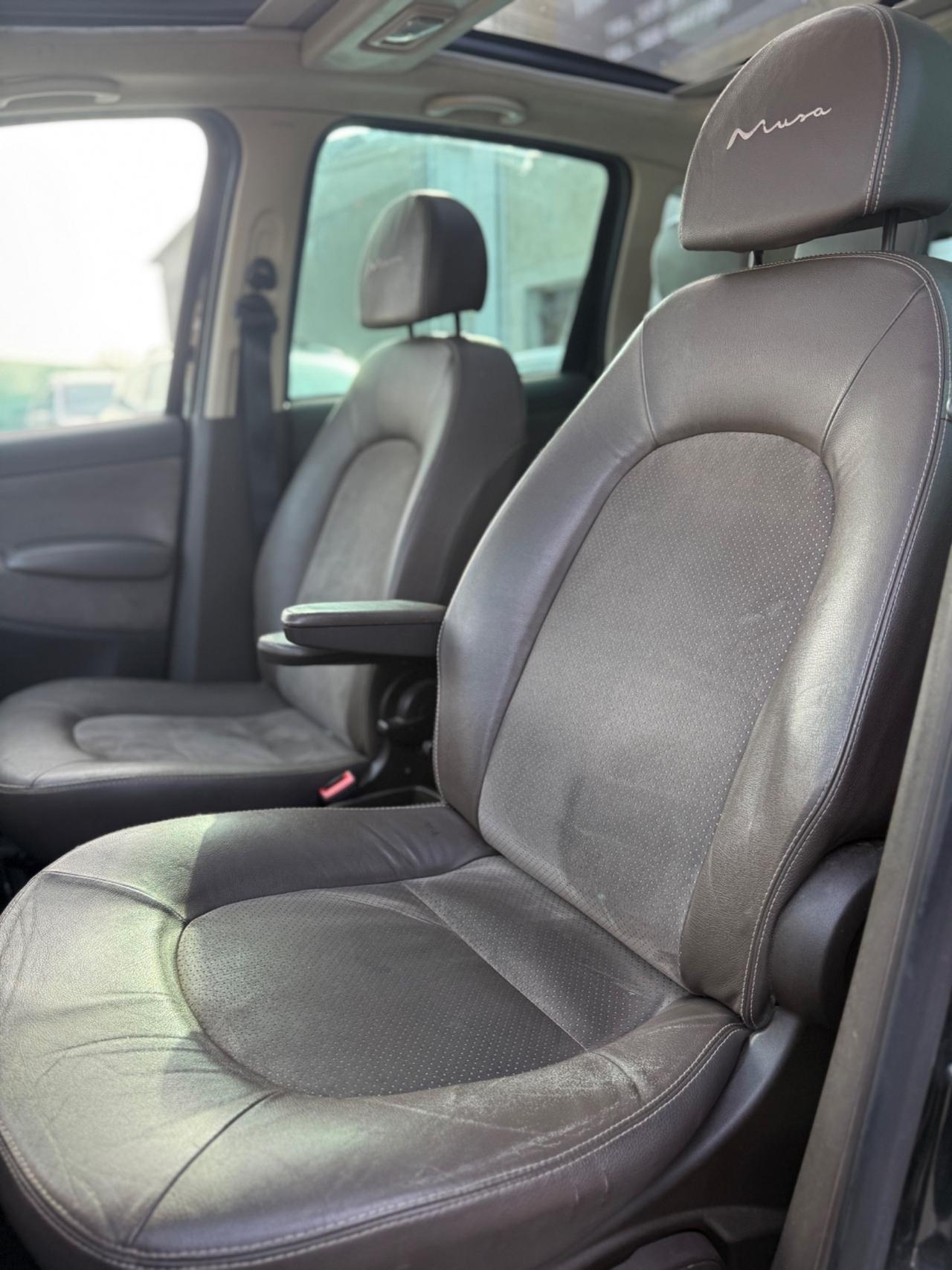 Lancia MUSA 1.4 16V Poltrona Frau