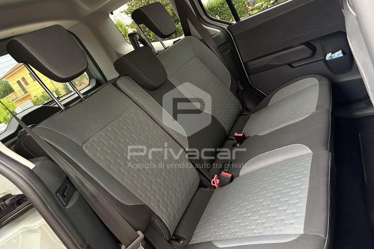 FORD Tourneo Courier 1.0 EcoBoost Titanium