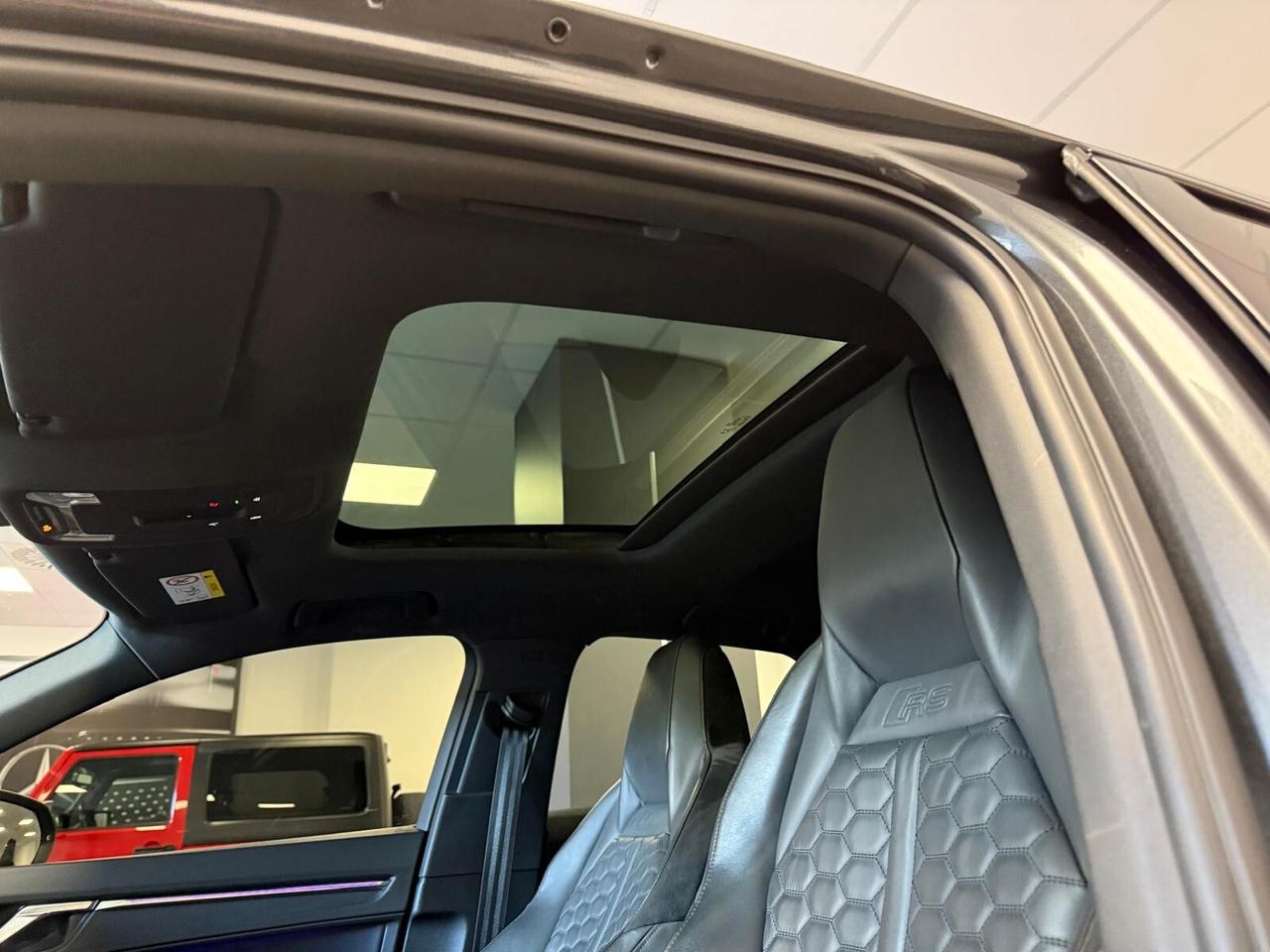 Audi Q3 RS SPORTBACK quattro S tronic