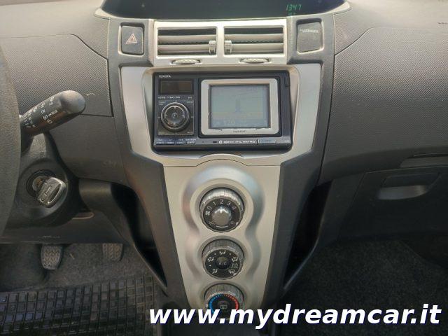 TOYOTA Yaris 1.4 D-4D 5 porte Sol