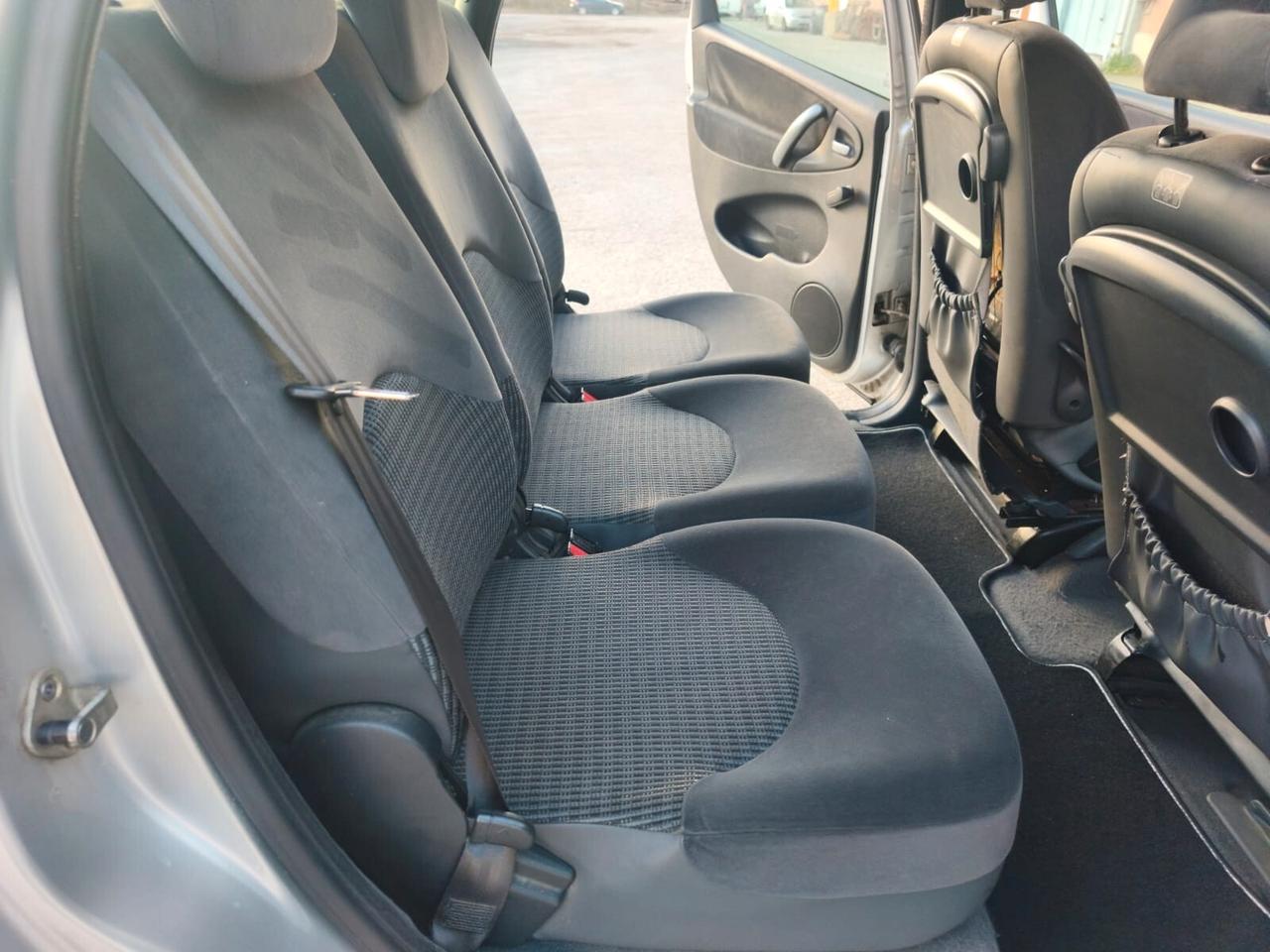 Citroen Xsara 2009---1.6 Benzina