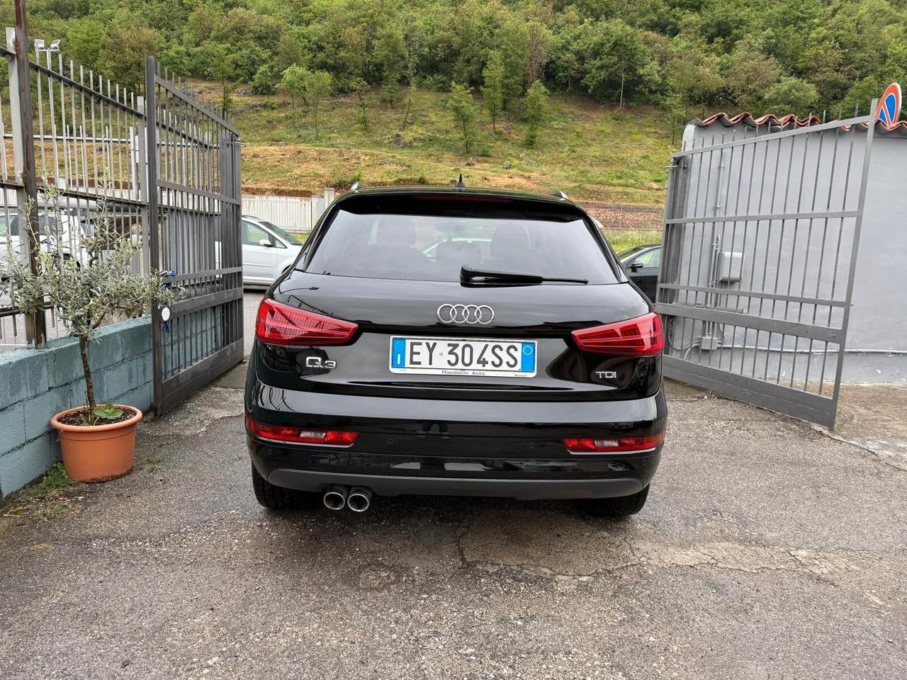 Audi Q3 2.0 TDI 150 CV Business