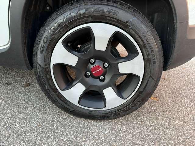 Fiat Panda CROSS1.0 firefly hybrid MY24 NEOPAT. PROMO FIN