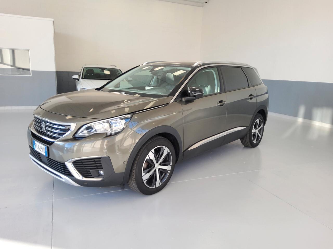 Peugeot 5008 BlueHDi 150 S&S Allure