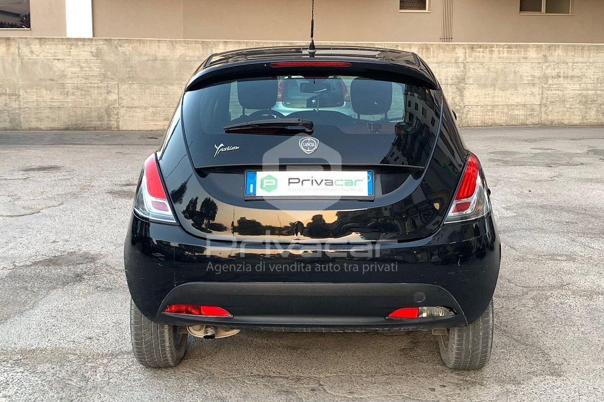 LANCIA Ypsilon 1.3 MJT 16V 95 CV 5 porte S&S Black&Red