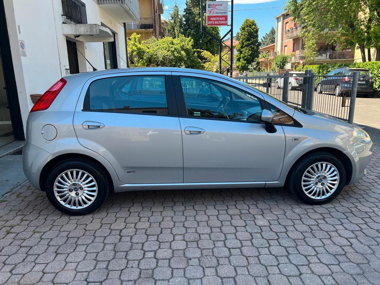Fiat Grande Punto 1.4 OK NEOPATENTATI