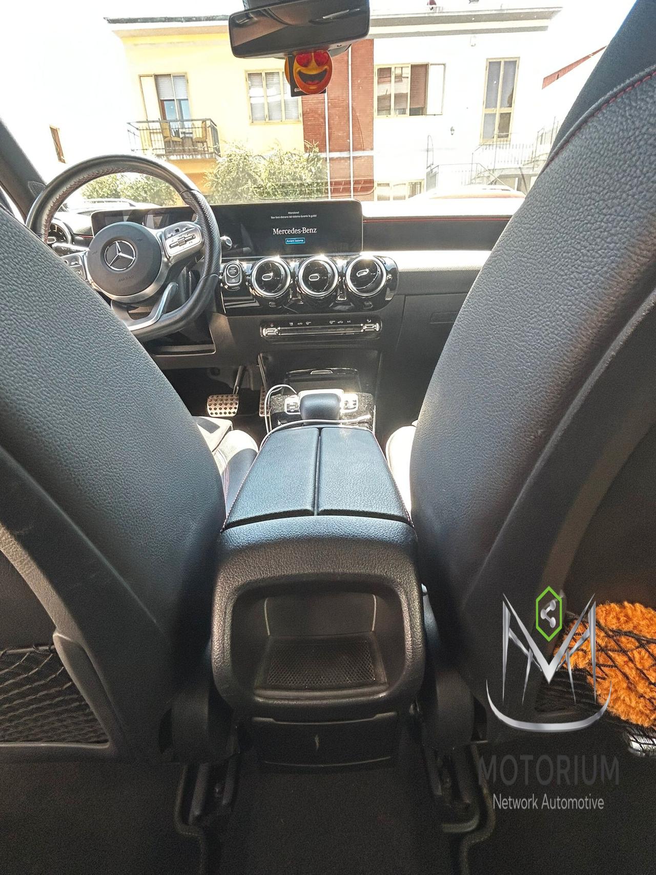Mercedes-Benz A180 Premium AMG