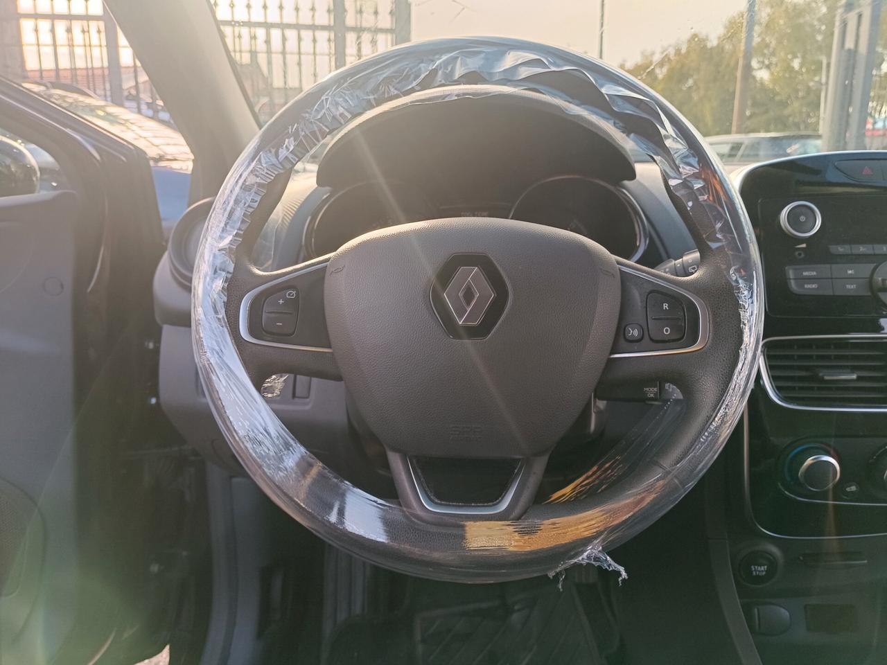 Renault Clio 1.2 75CV 5 porte Life