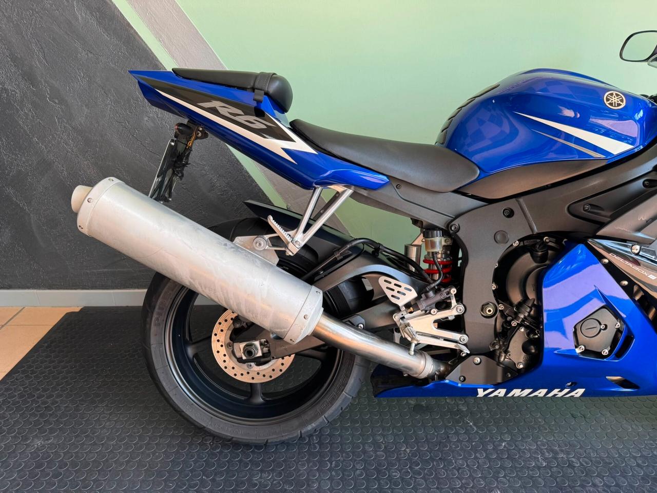 Yamaha YZF R6 * TUA A 87 EURO AL MESE CON FORMULA 50%