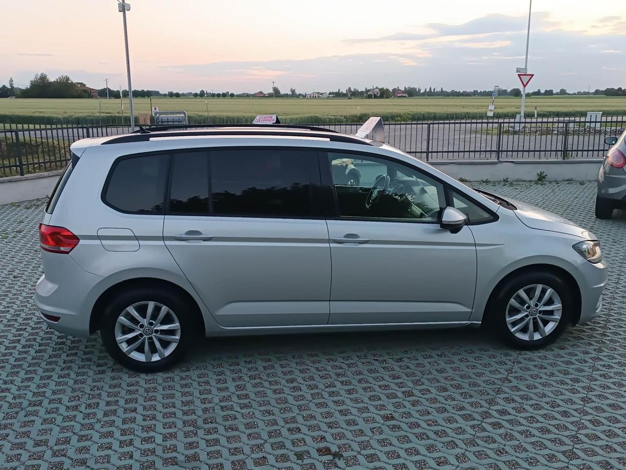 Volkswagen Touran 1.6 TDI 115 CV SCR Trendline BlueMotion 7 POSTI