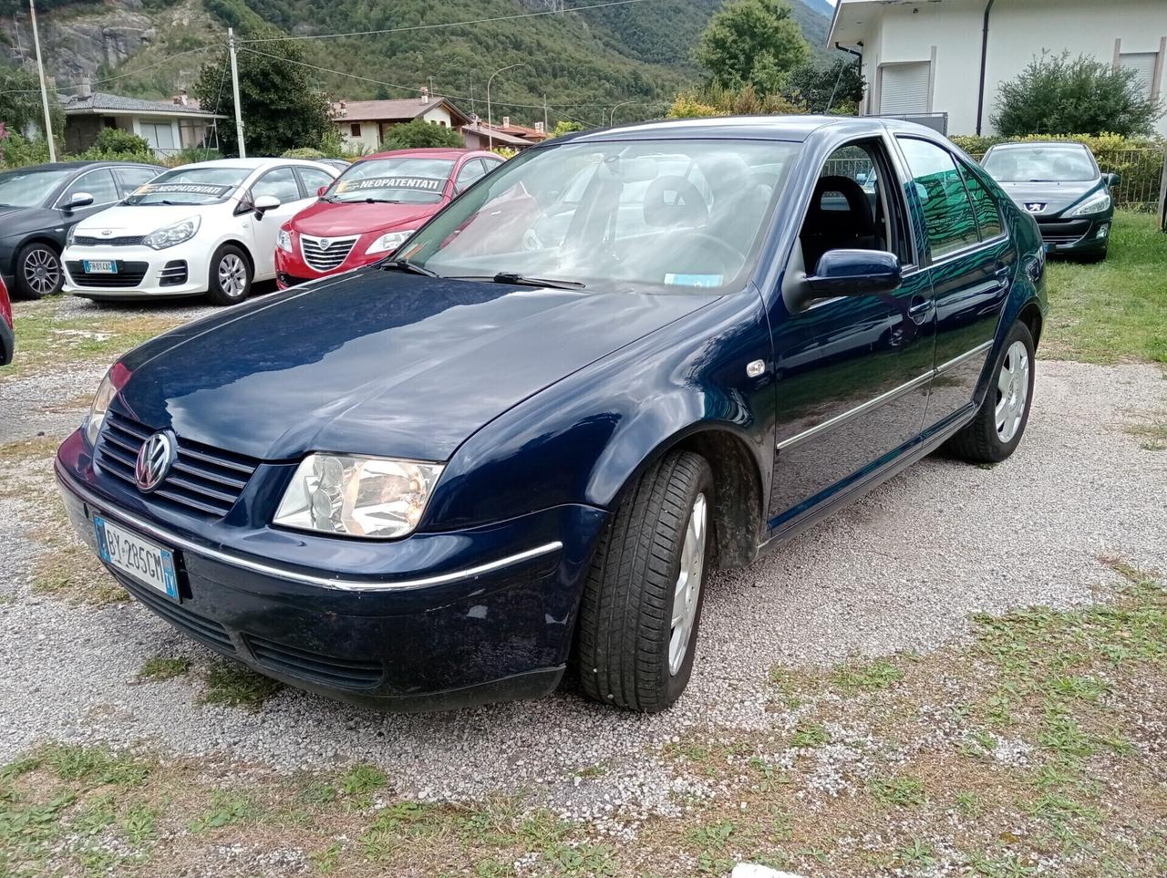 Volkswagen Bora 1.6 16V cat Trendline