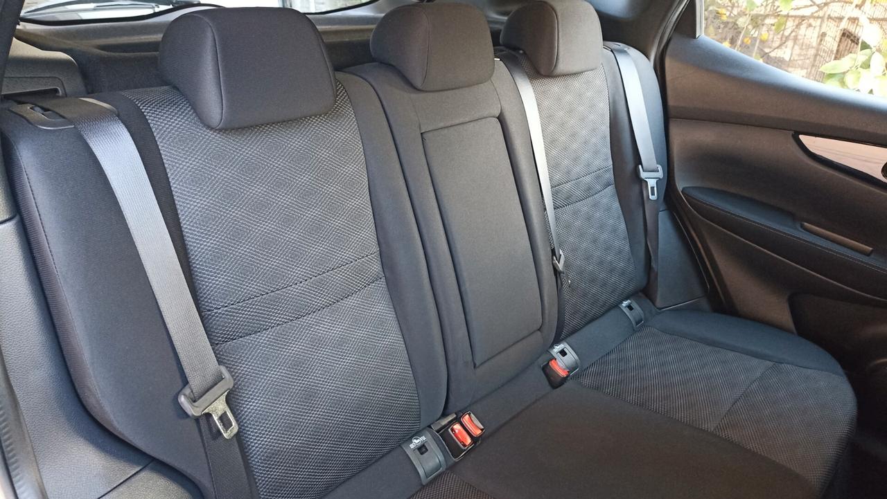 Nissan Qashqai 1.5 dCi Tekna