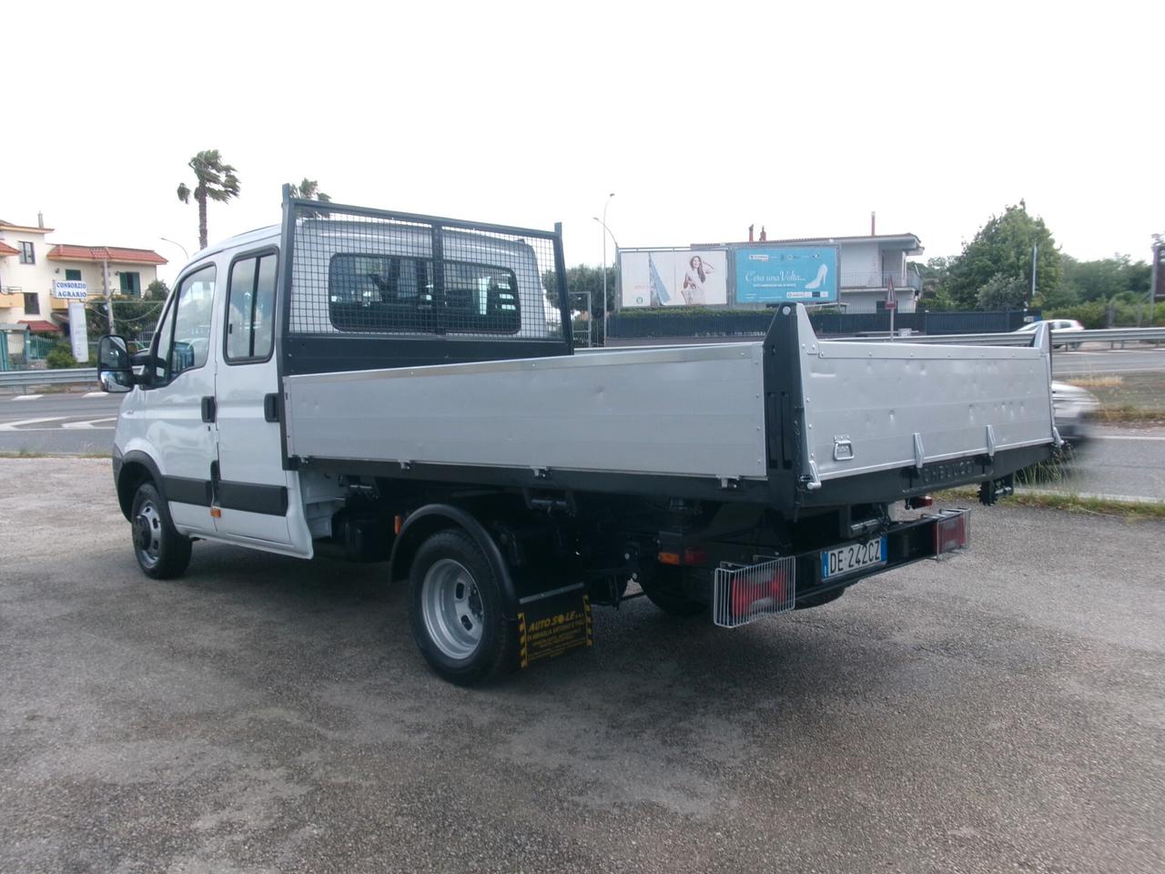 Iveco Daily 35C15 3000 150CV 200000 KM DOPPIA CABINA 7P RIBALTABILE TRILATERALE