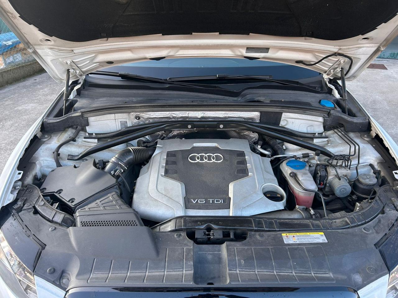 Audi Q5 3.0 V6 TDI quattro S tronic Line