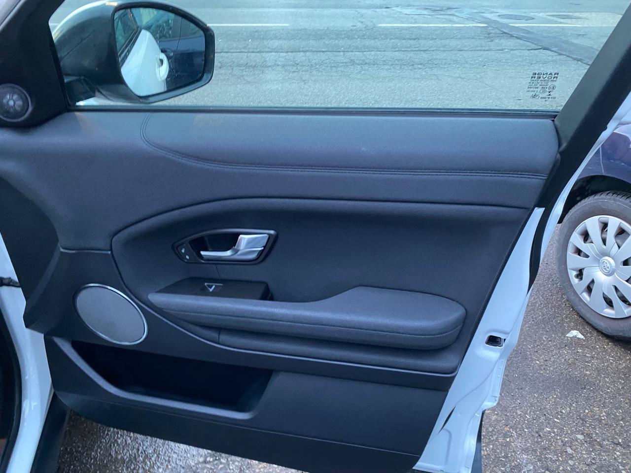 Land Rover Range Evoque 2.0 TD4 150 CV 5p. SE Dynamic