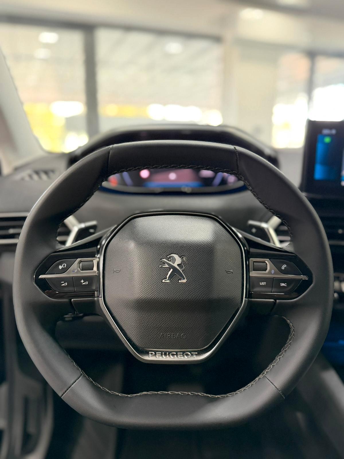 Peugeot 3008 BlueHDi 130 S&S EAT8 Allure